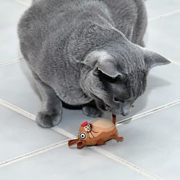 Brinquedo Rato Fatcat Eeeks Para Gato - Marrom com Catnip