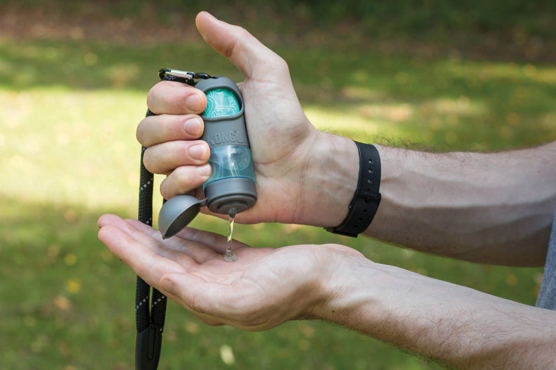 Cata Caca Kong Mini Handipod com Dispenser de Álcool para Passeio